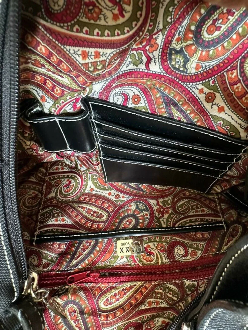Maxx New York sleek black